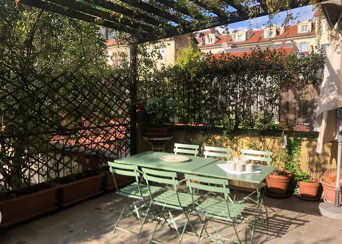 Appartamento Con Terrazzo Nel Centro Di Torino