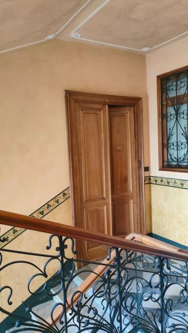 Apartment Con Terrazzo Nel Centro Di Turin
